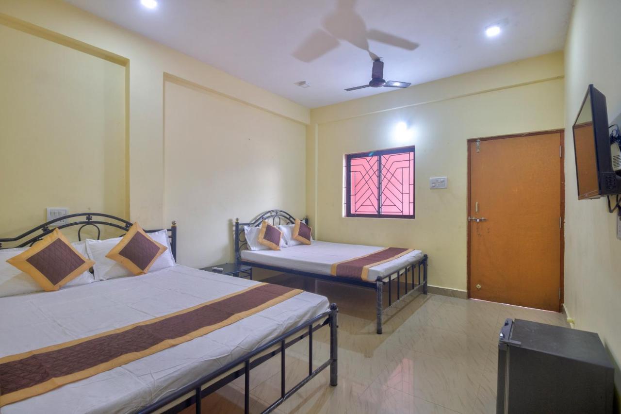 Calangute Roses Boutique Goa Verla Exterior foto